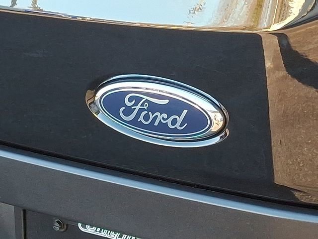 Used 2023 Ford Transit 350 XLT image 35