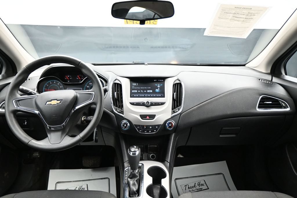 Used 2017 Chevrolet Cruze LS FWD image 12