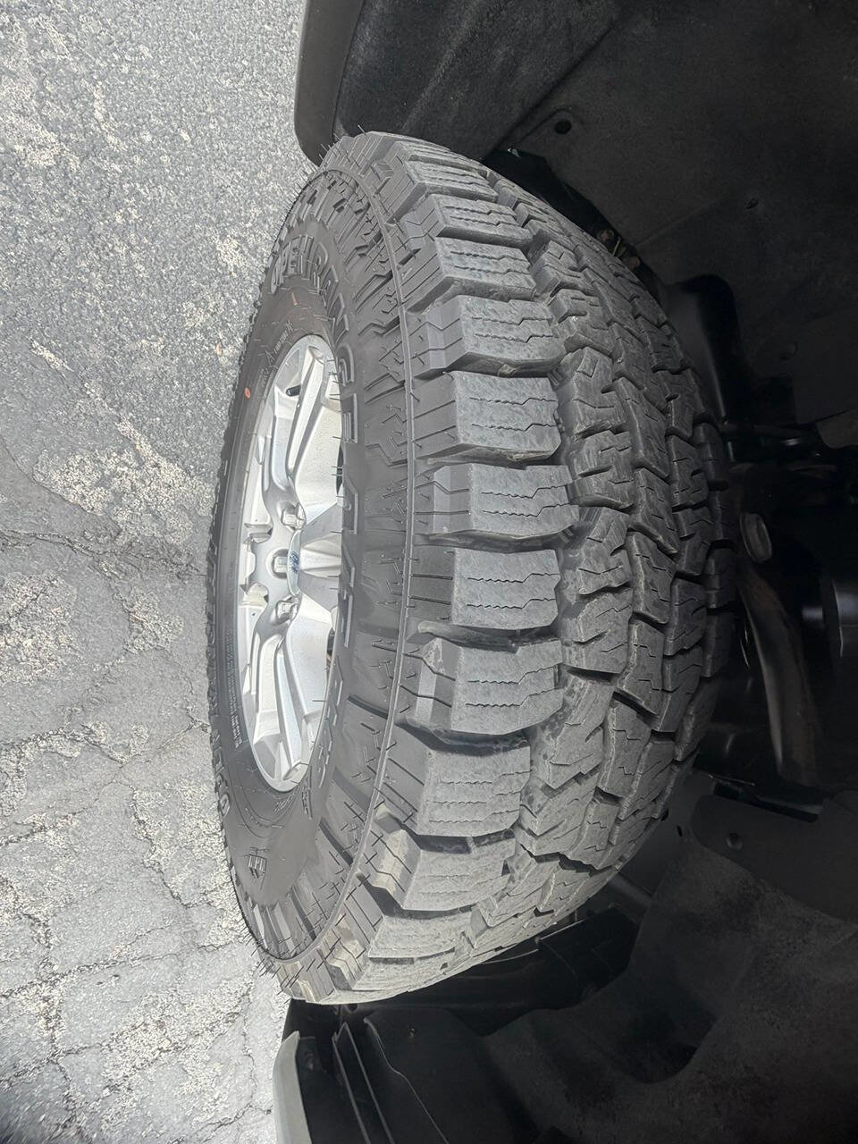 Used 2018 Ford F150 Lariat image 33