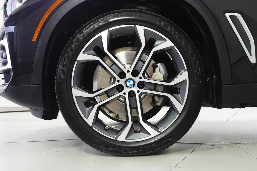 Certified 2023 BMW X5 xDrive40i w/ Parking Assistance Package image 5