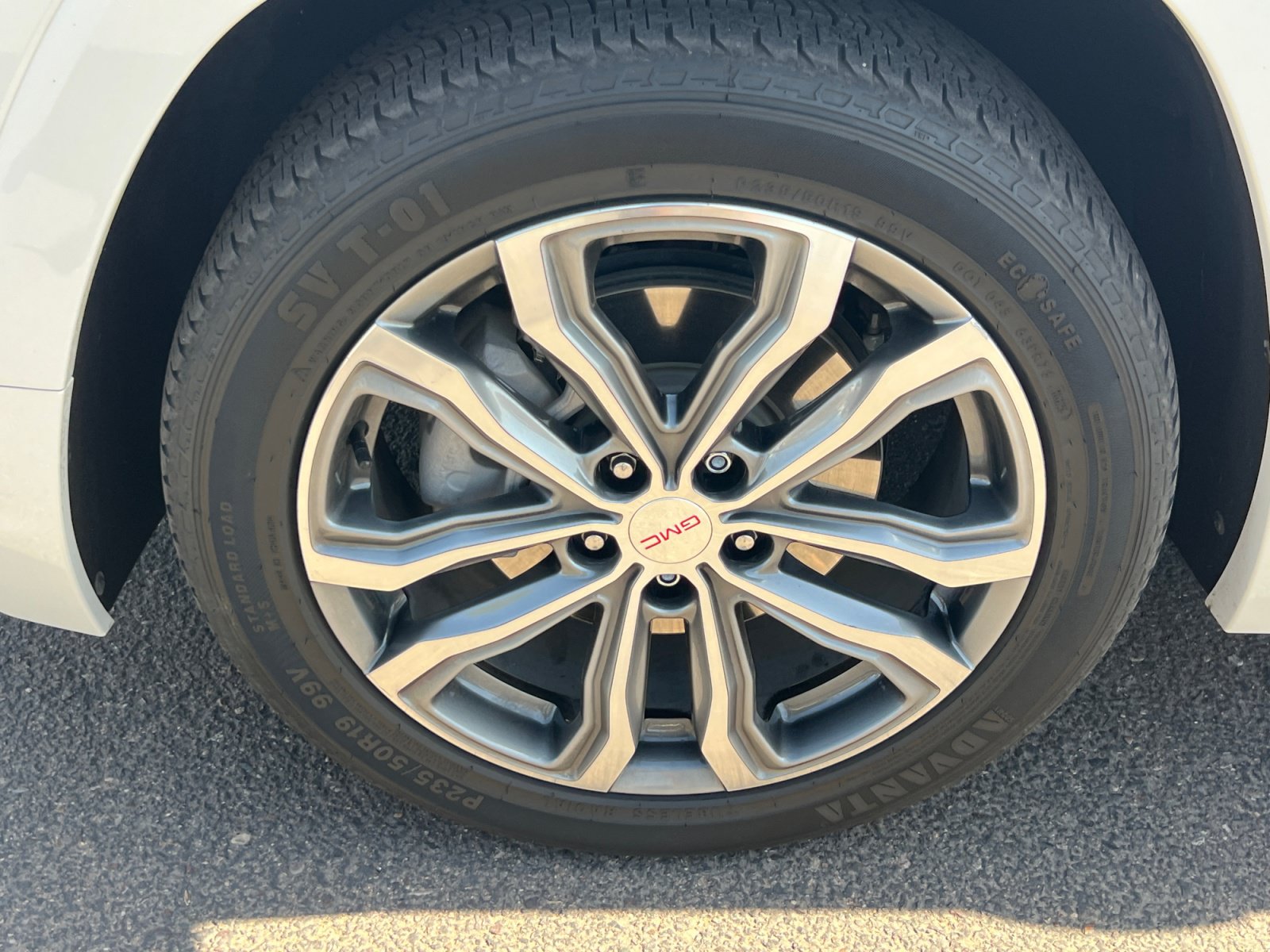 Used 2020 GMC Terrain Denali w/ Denali Premium Package FWD image 24