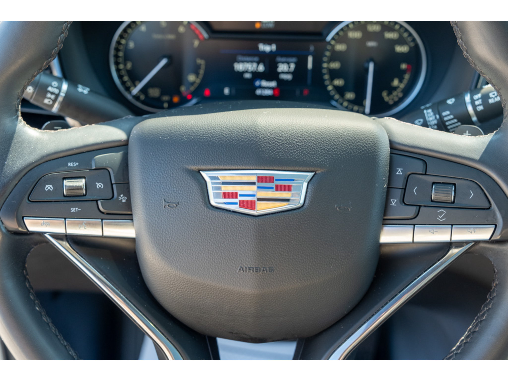 Used 2023 Cadillac XT6 Luxury FWD image 18