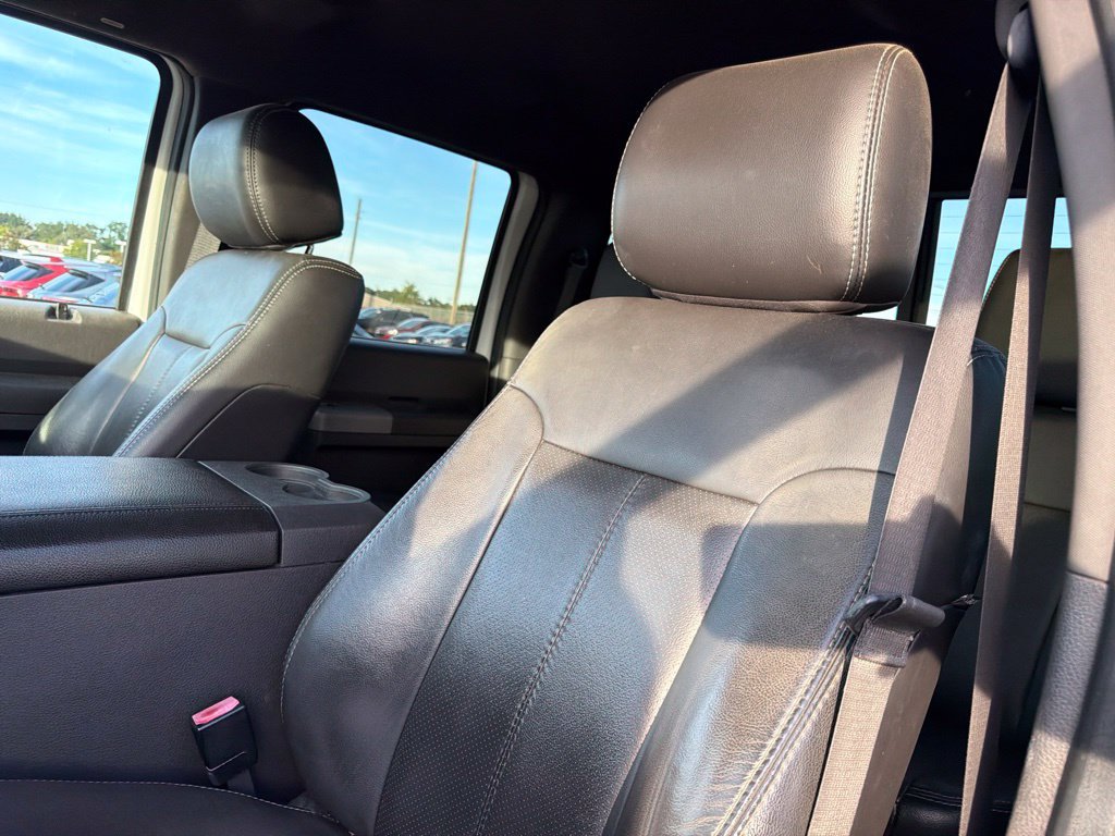 Used 2012 Ford F250 Lariat w/ Lariat Interior Pkg AWD/4WD image 19