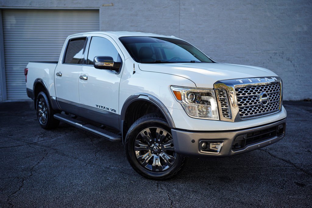 Used 2018 Nissan Titan Platinum Reserve image 9