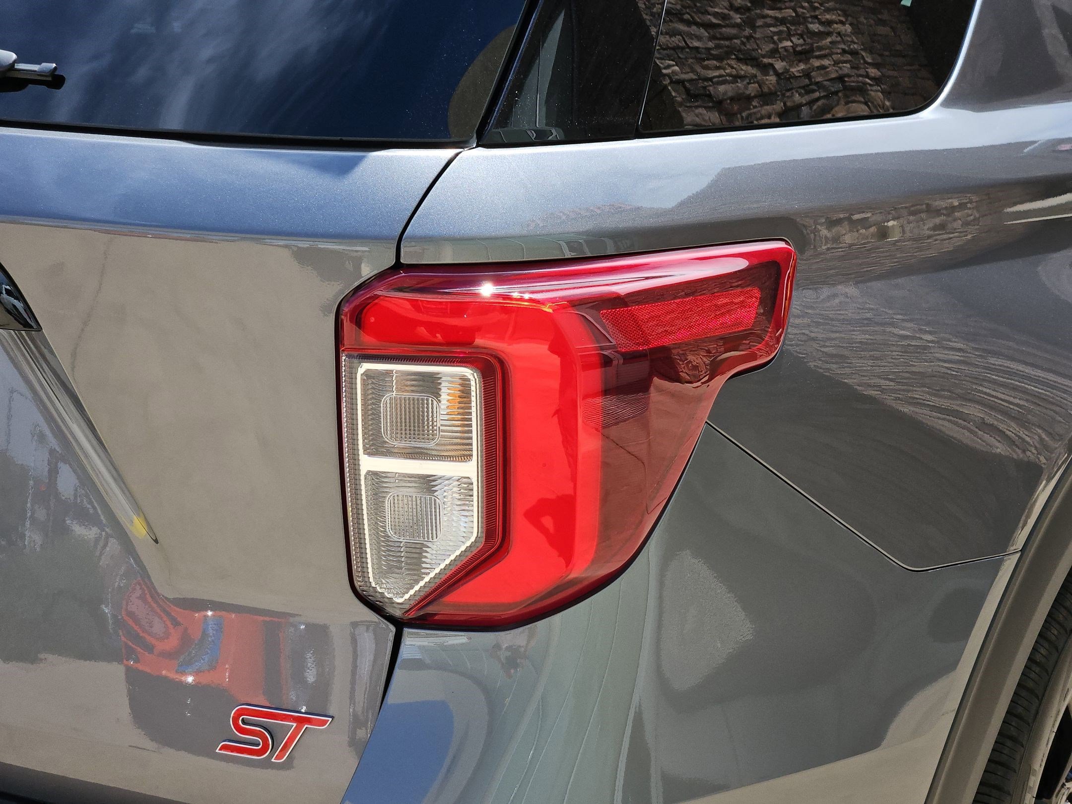 Used 2023 Ford Explorer ST w/ Equipment Group 401A image 11