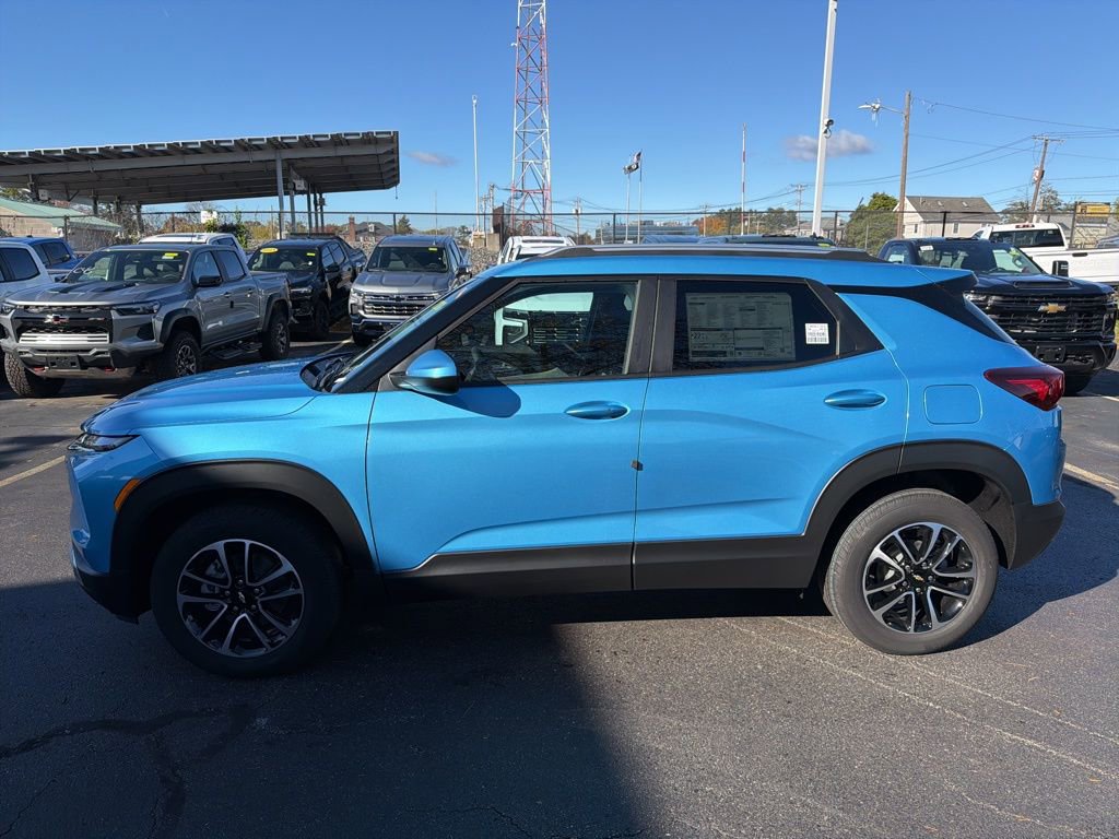 New 2026 Chevrolet TrailBlazer LT w/ Convenience Package image 3