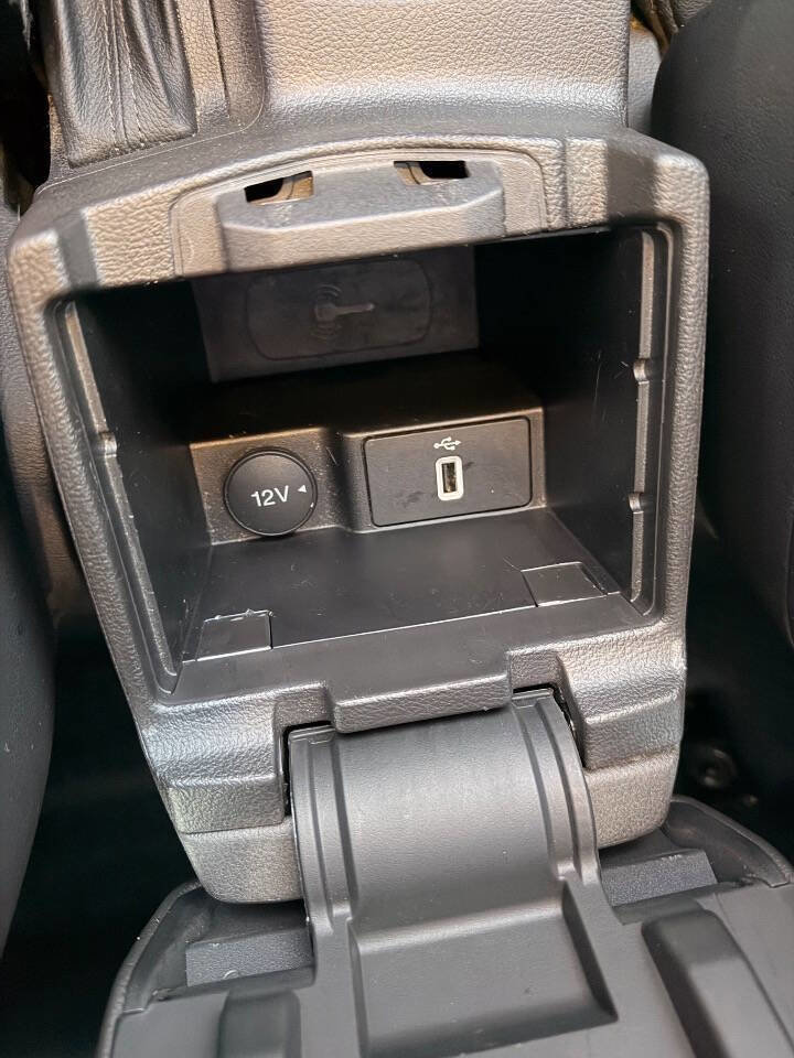 Used 2017 Ford Focus Titanium image 39