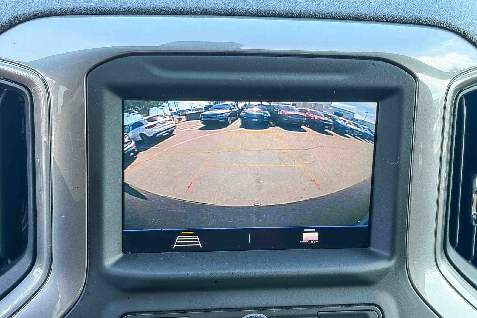 Used 2021 Chevrolet Silverado 1500 Custom image 22