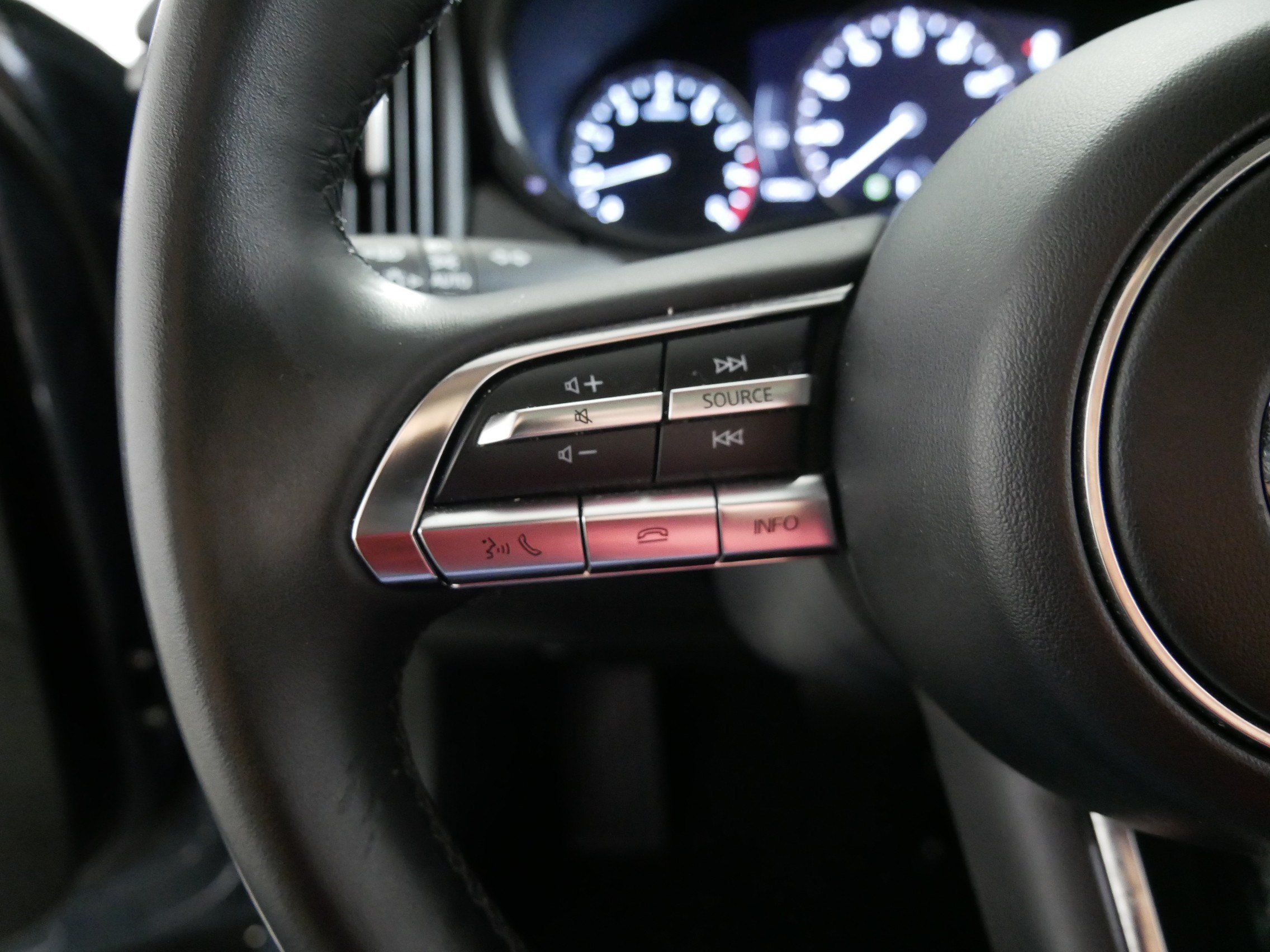 Used 2025 MAZDA CX-50 AWD 2.5 S w/ Premium Plus Pkg image 27