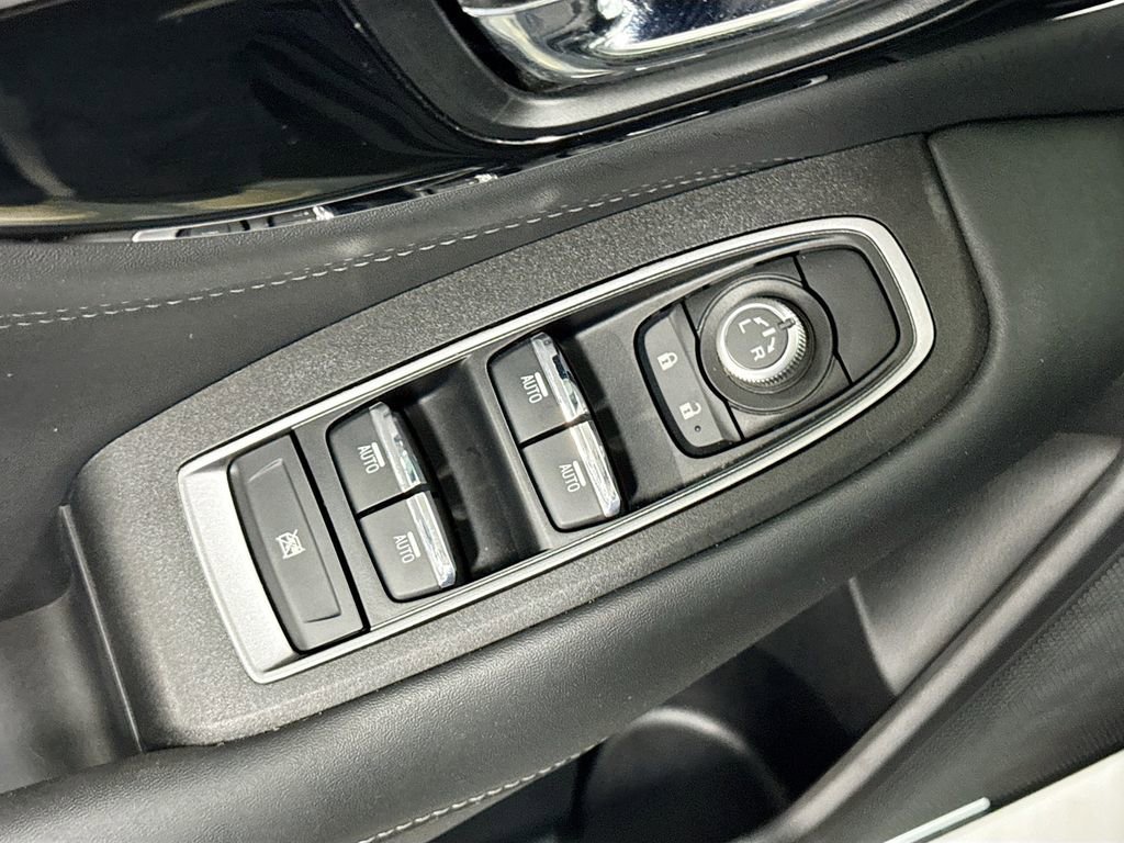 Used 2023 Subaru Outback Limited image 16