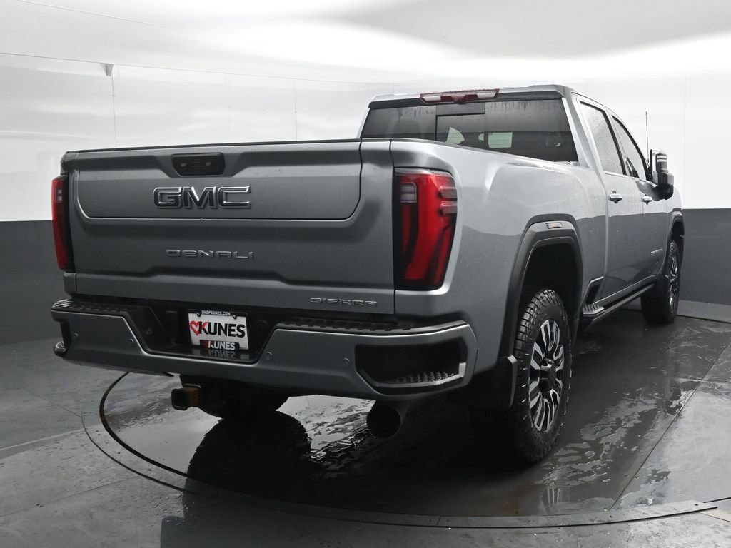 Used 2024 GMC Sierra 3500 Denali Ultimate image 8