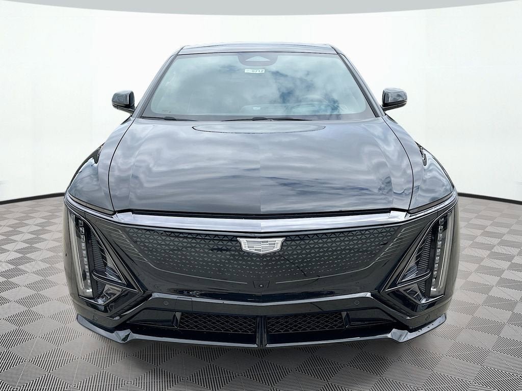 New 2026 Cadillac Lyriq V AWD/4WD image 2
