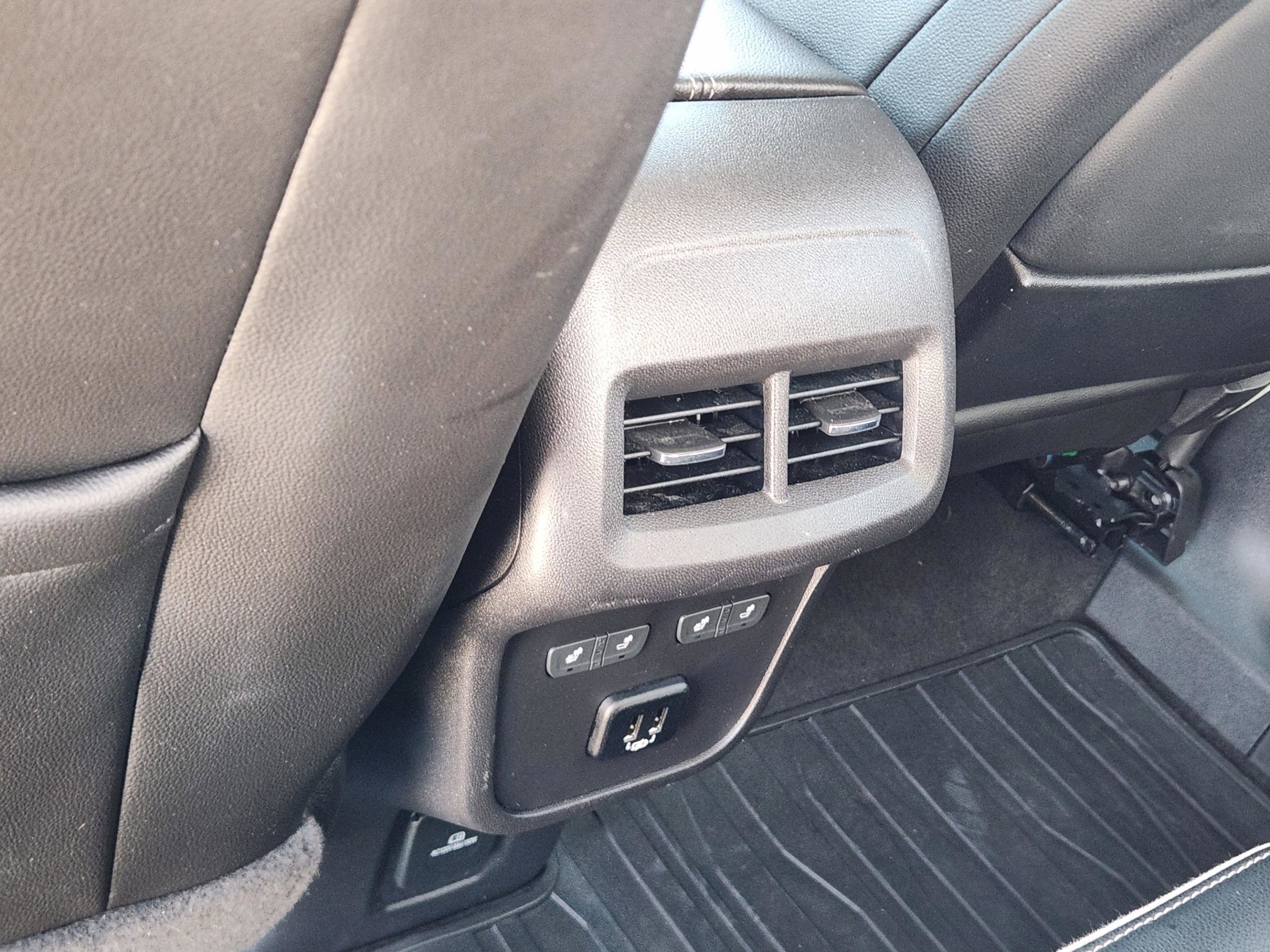 Used 2018 GMC Terrain Denali w/ Advanced Safety Package AWD/4WD image 39