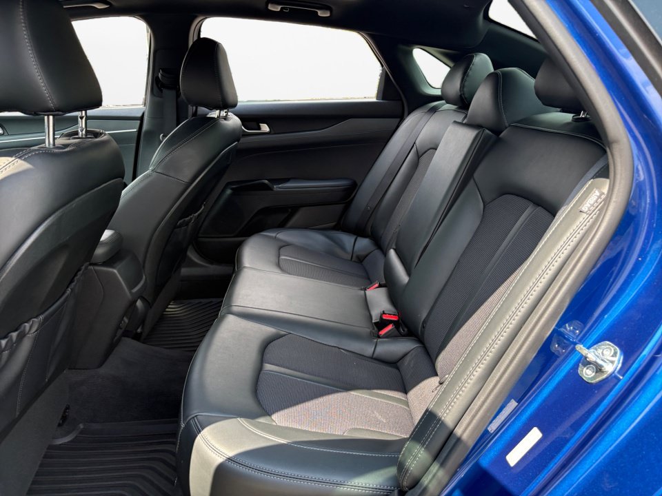 Used 2023 Kia K5 GT-Line FWD image 13