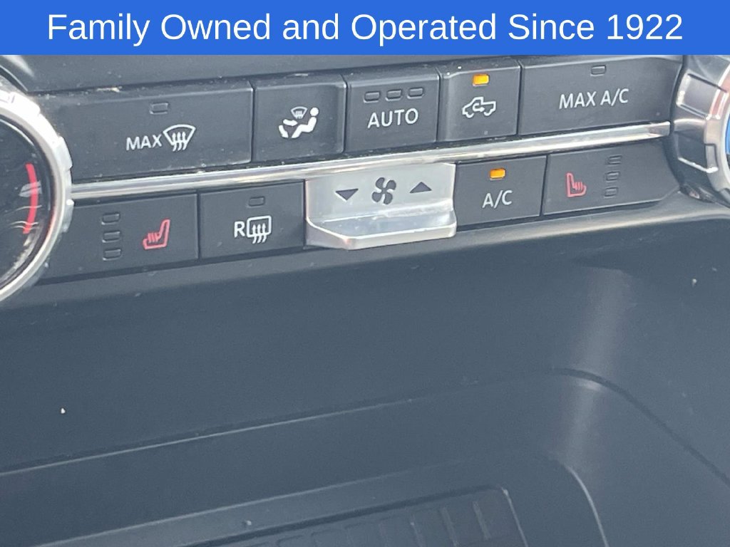 Used 2024 Ford F150 XLT w/ Equipment Group 302A MID RWD image 17
