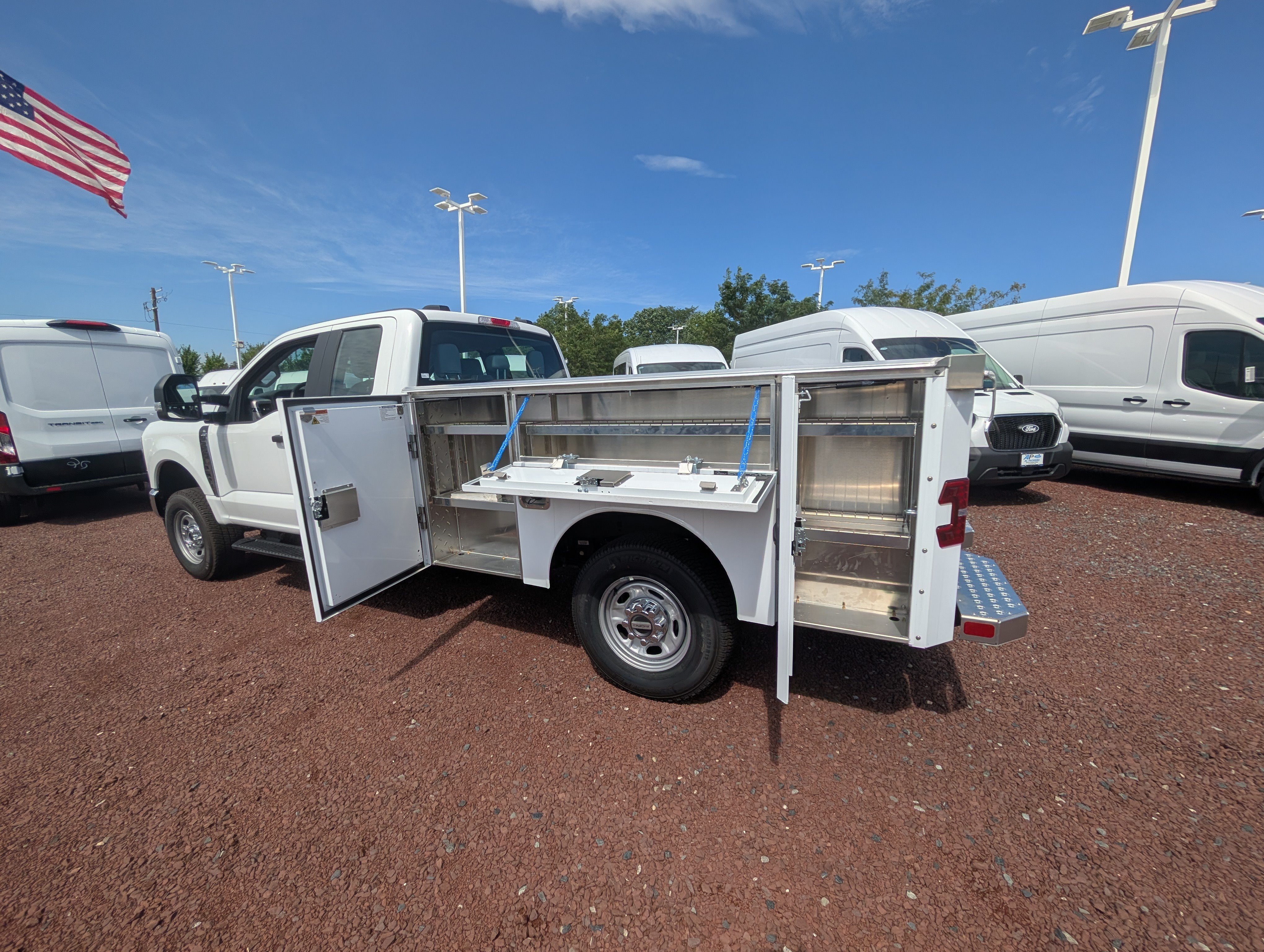 New 2026 Ford F250 XL w/ XL Chrome Package AWD/4WD image 9