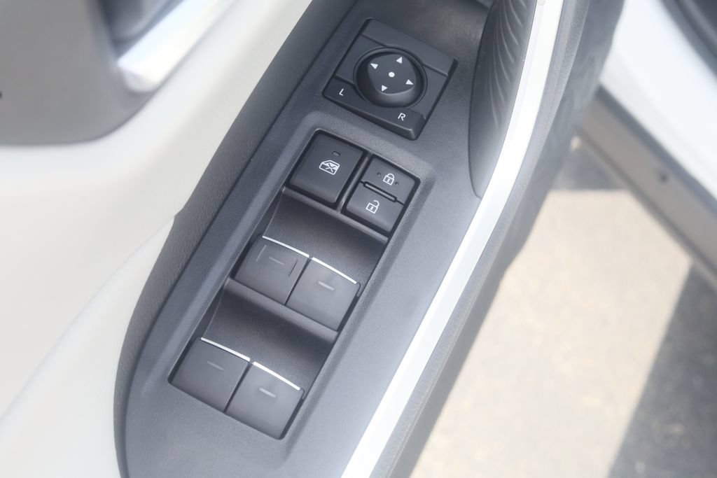 Used 2024 Toyota RAV4 XLE Premium FWD image 17
