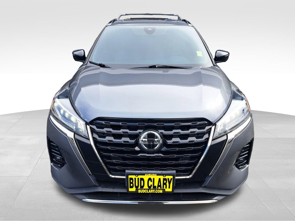 Used 2021 Nissan Kicks SR w/ SR Premium Package FWD image 9