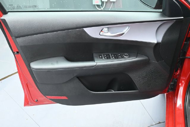 Used 2024 Kia Forte LXS FWD image 16