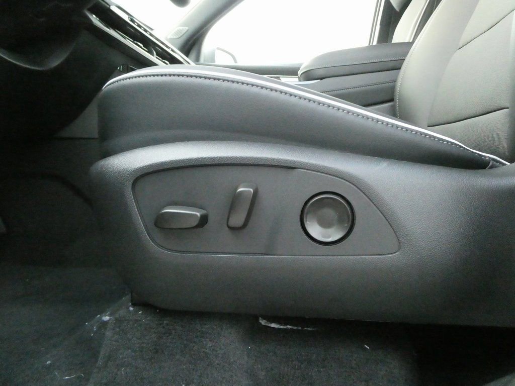 New 2026 Buick Enclave Preferred image 9