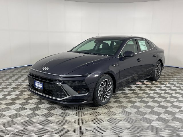 New 2026 Hyundai Sonata Limited FWD image 1