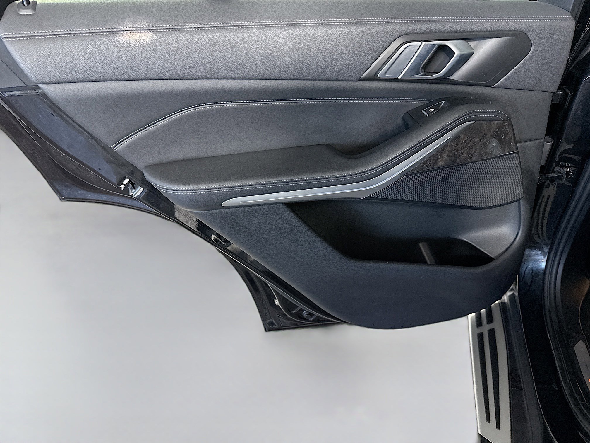 Used 2023 BMW X5 sDrive40i w/ Premium Package RWD image 26