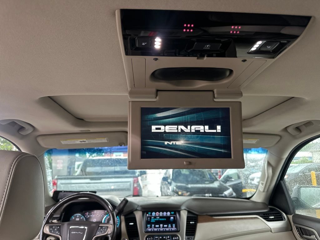 Used 2018 GMC Yukon Denali w/ Denali Ultimate Package AWD/4WD image 11
