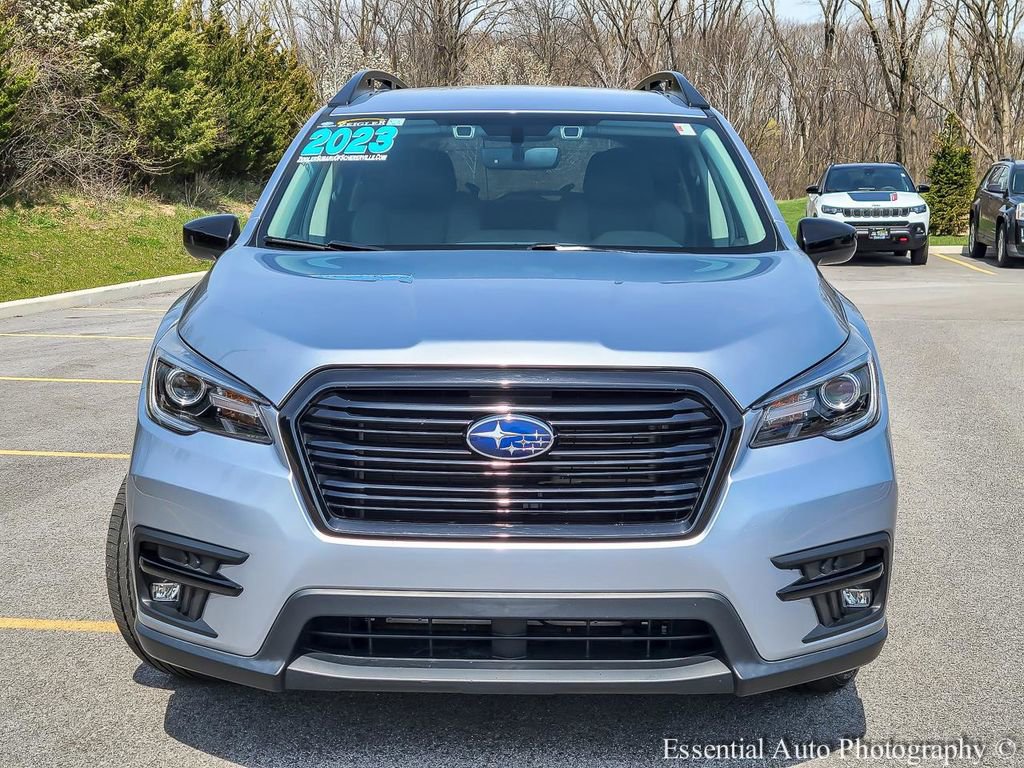 Used 2022 Subaru Ascent Onyx Edition image 4