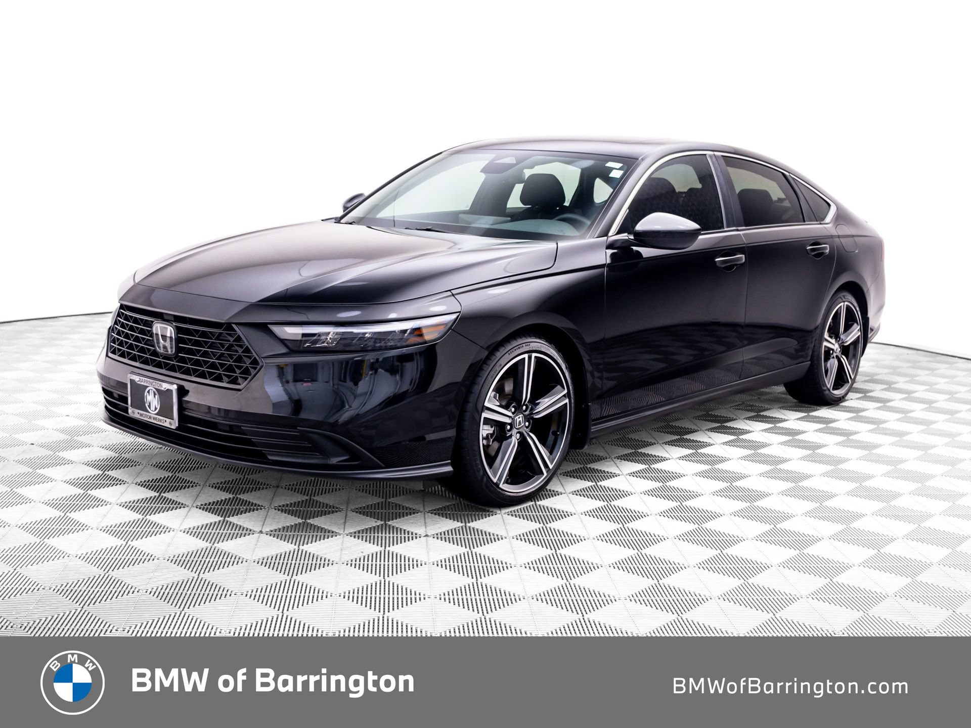 Used 2024 Honda Accord Sport image 1