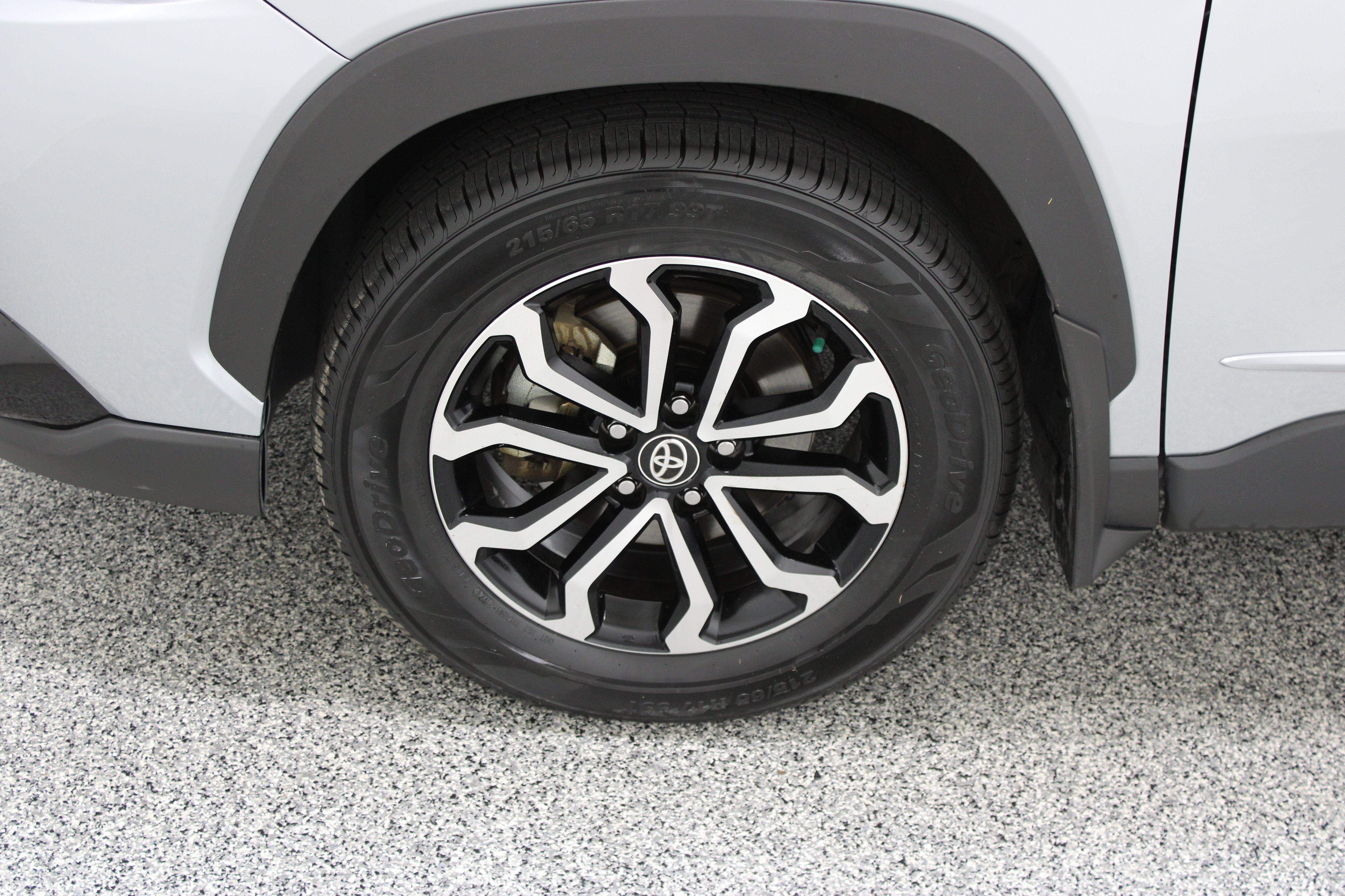 Certified 2024 Toyota Corolla Cross AWD Hybrid image 11