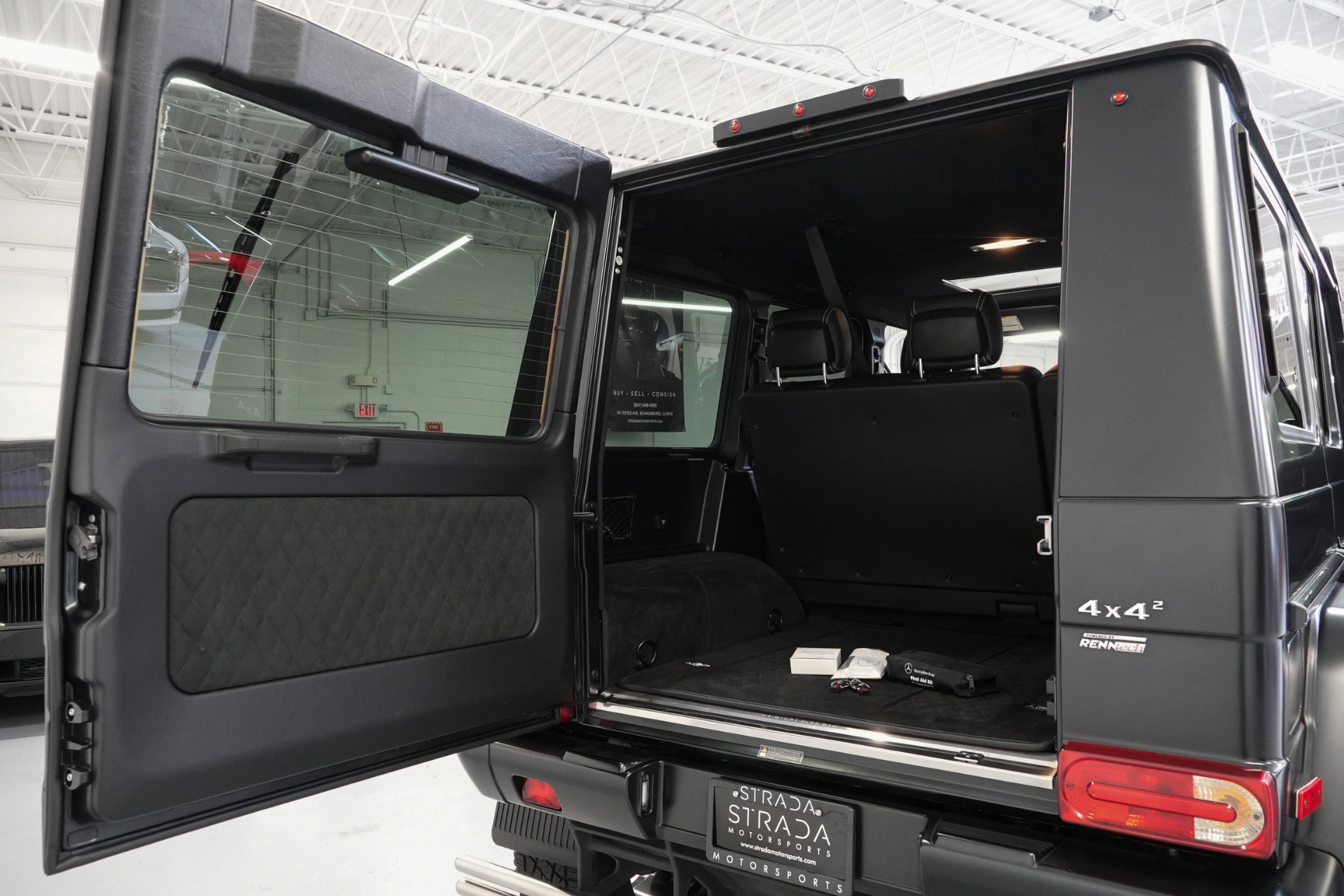 Used 2017 Mercedes-Benz G 550 Squared image 25