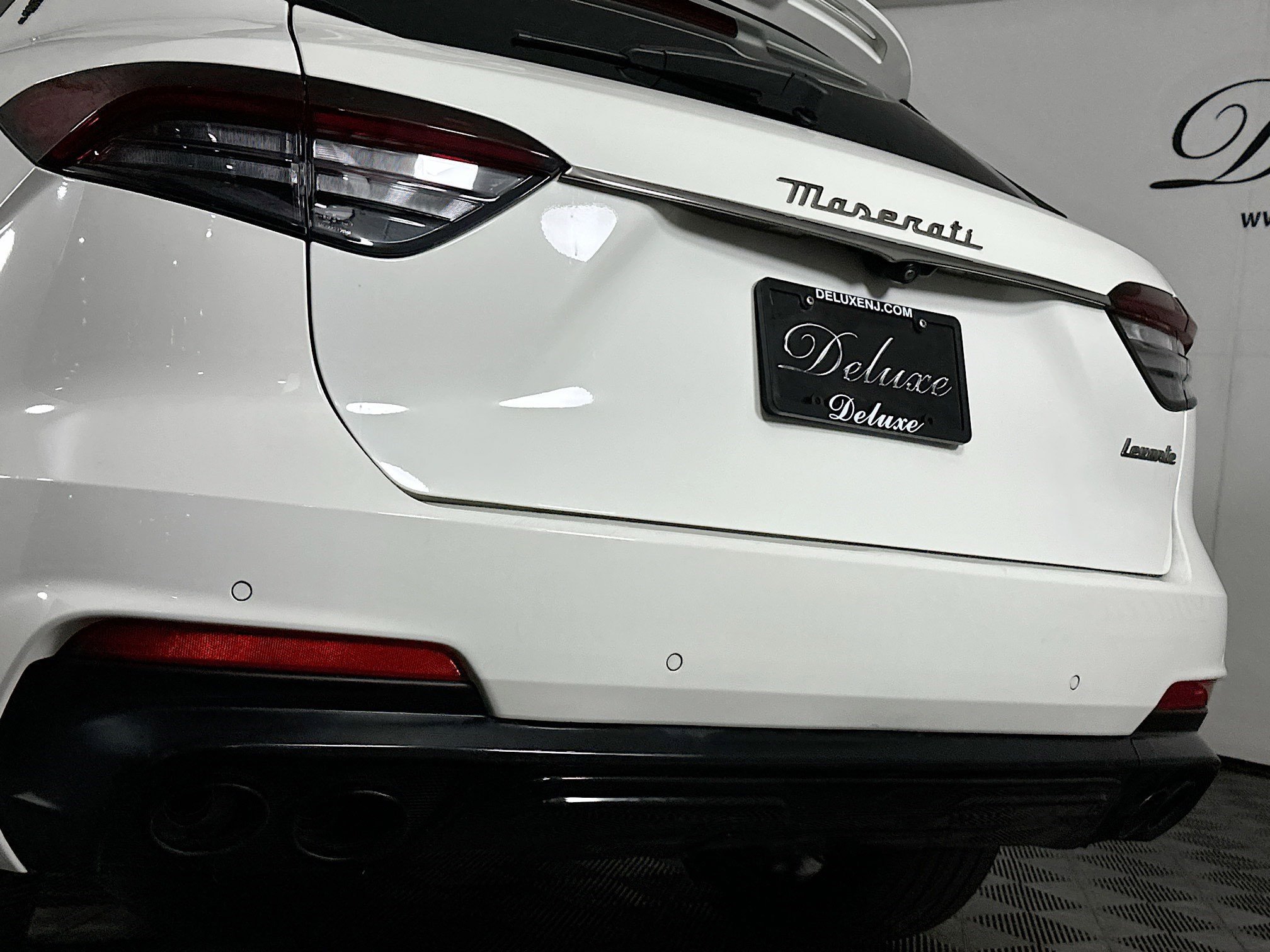 Used 2022 Maserati Levante Modena AWD/4WD image 25