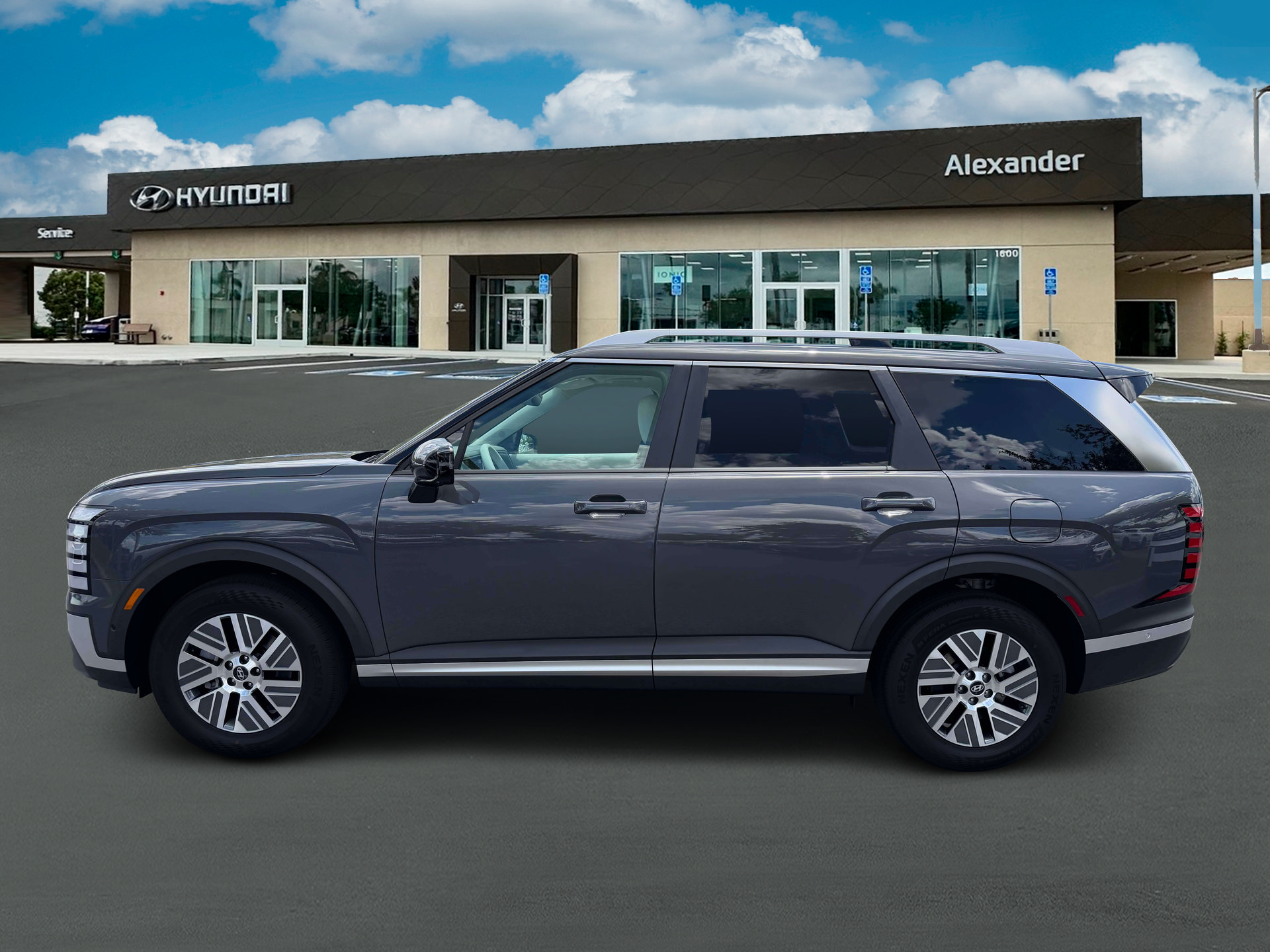 New 2027 Hyundai Palisade SEL Premium FWD image 3
