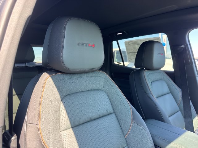 New 2027 GMC Terrain AT4 w/ Convenience Package III AWD/4WD image 30