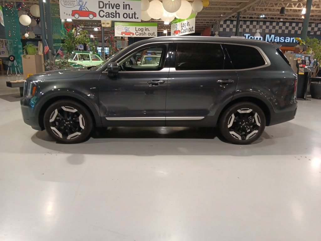 Used 2023 Kia Telluride EX AWD/4WD image 13