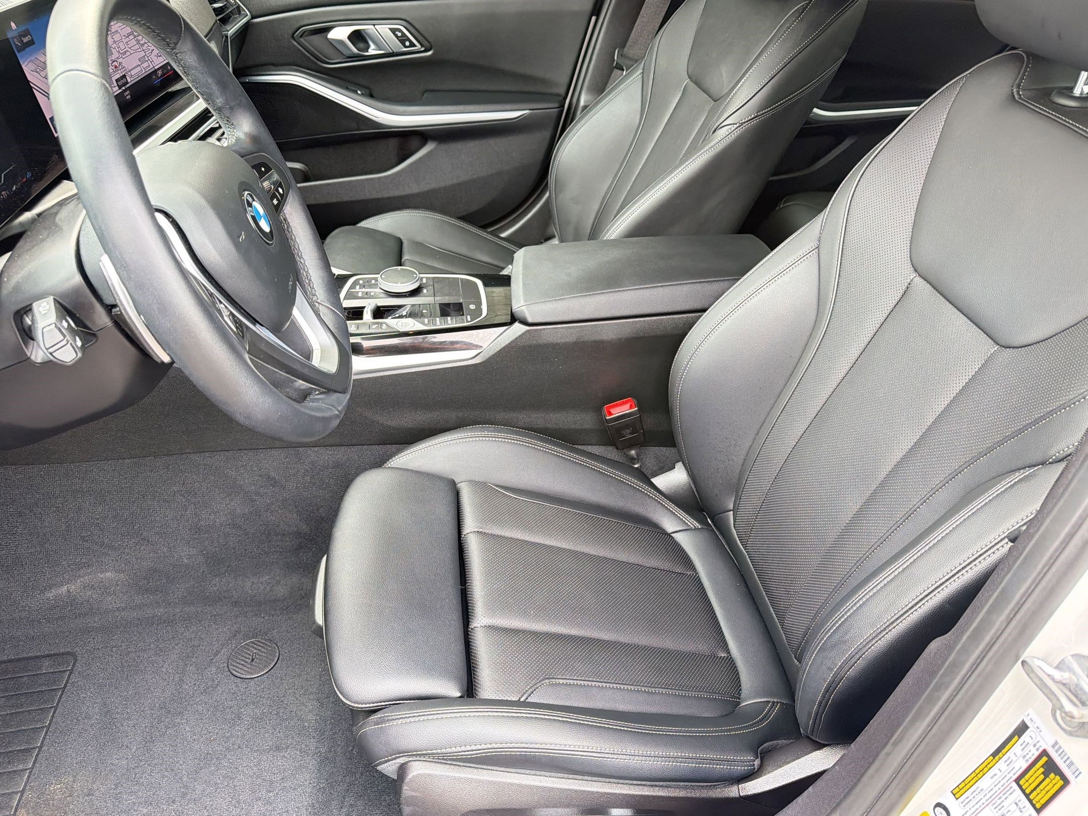 Certified 2023 BMW 330i Sedan w/ Convenience Package RWD image 5