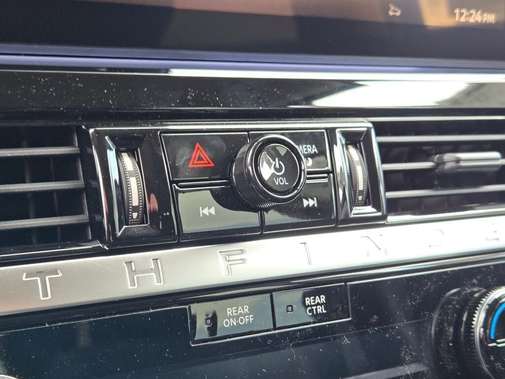 New 2026 Nissan Pathfinder SV AWD/4WD image 30