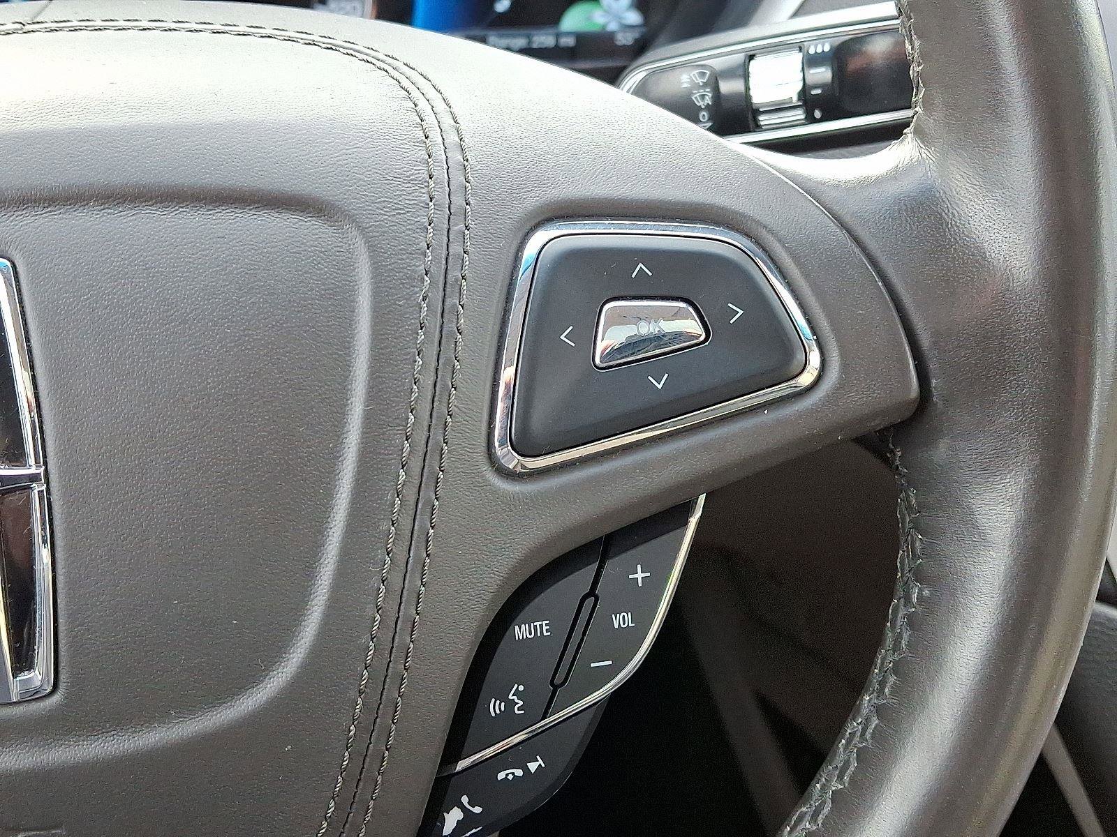 Used 2019 Lincoln MKZ Reserve image 23