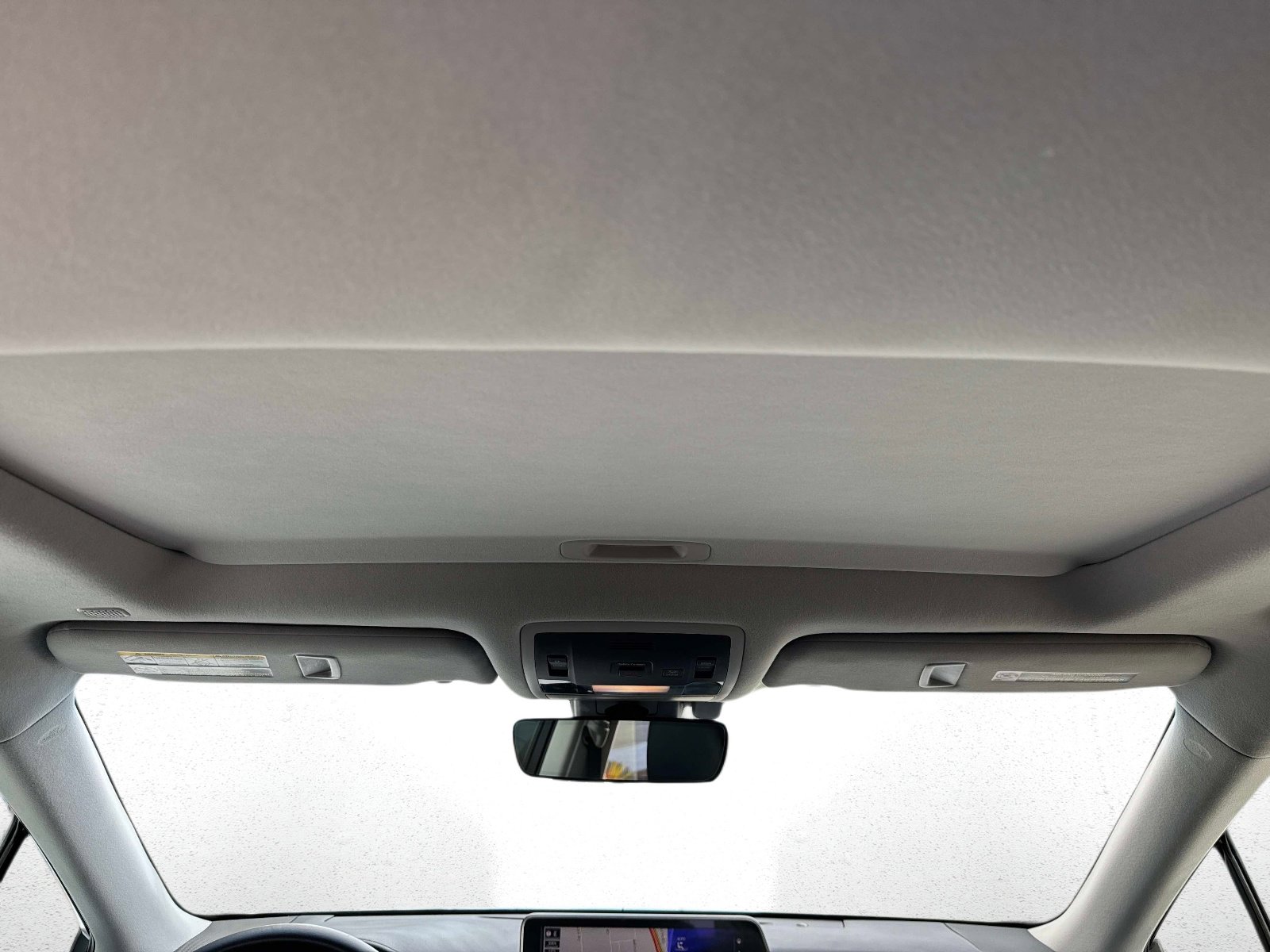 Used 2018 Lexus RX 450h AWD w/ Premium Package image 18