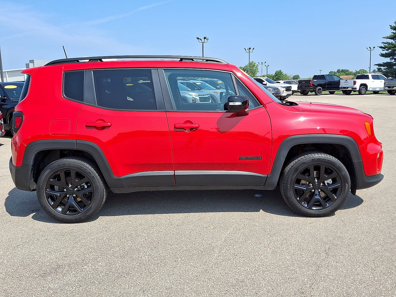 Used 2022 Jeep Renegade Altitude w/ Convenience Group AWD/4WD image 26