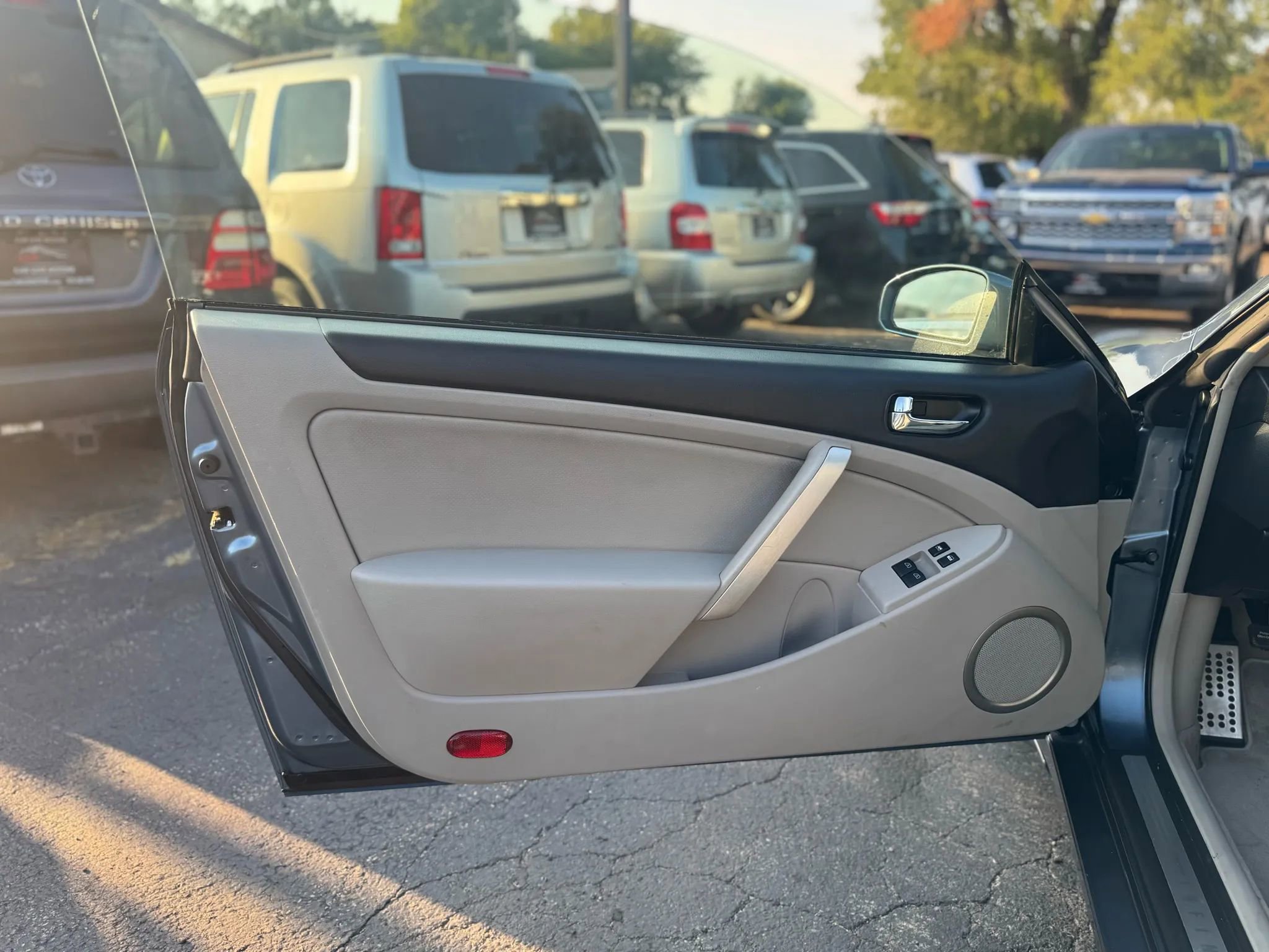 Used 2005 INFINITI G35 Coupe w/ (P01) Premium Pkg image 12