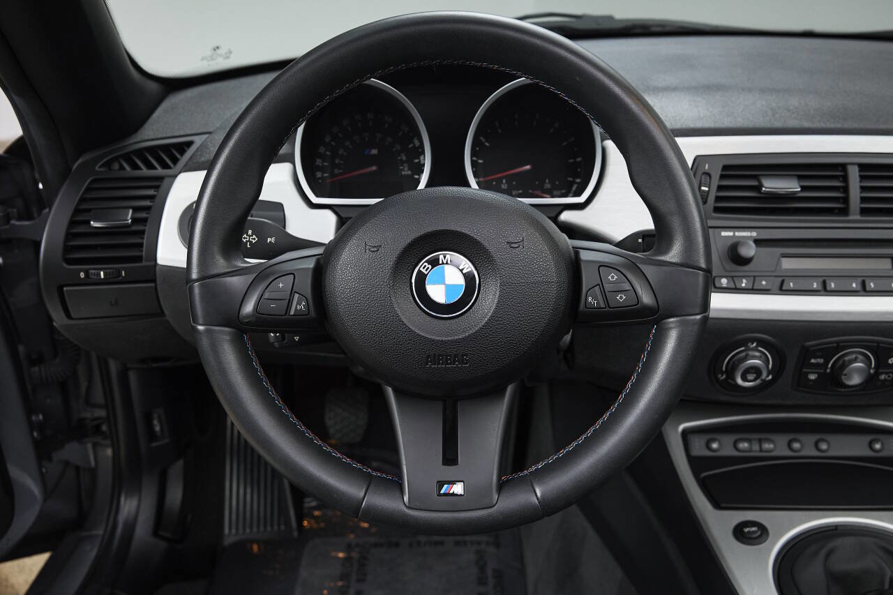 Used 2006 BMW M Roadster Base 2dr Convertible image 46