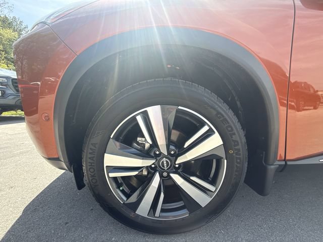 Certified 2022 Nissan Rogue Platinum w/ Head-Up Display Package AWD/4WD image 10