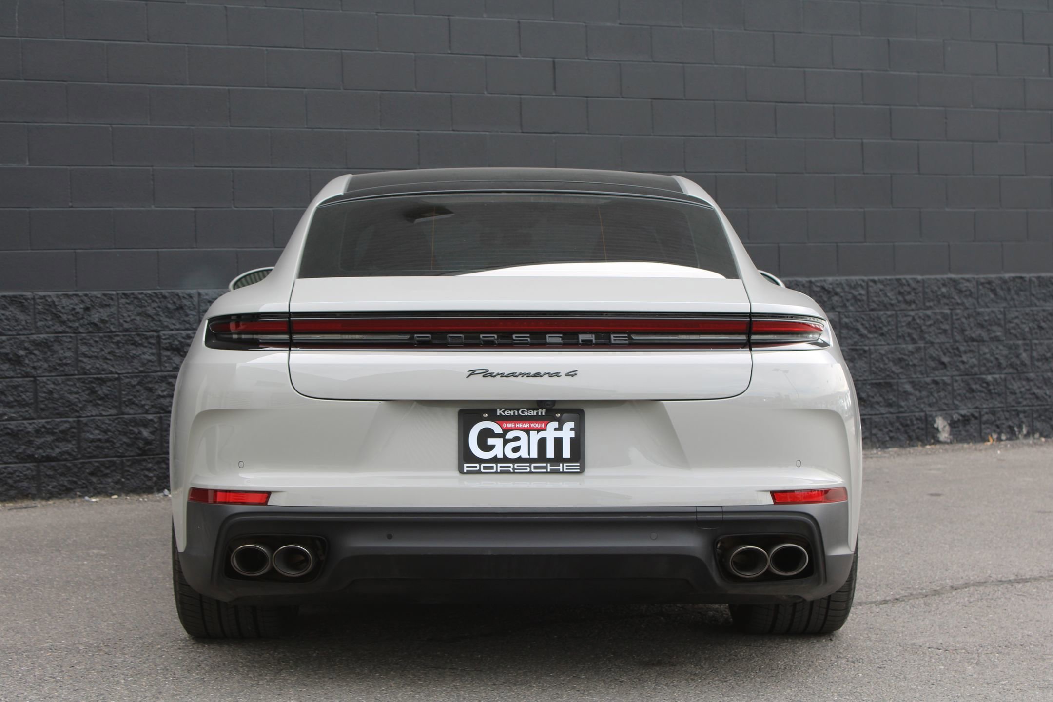 Certified 2025 Porsche Panamera 4 image 11