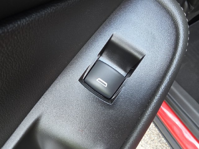 Certified 2024 Buick Encore GX Preferred w/ Comfort Package FWD image 11