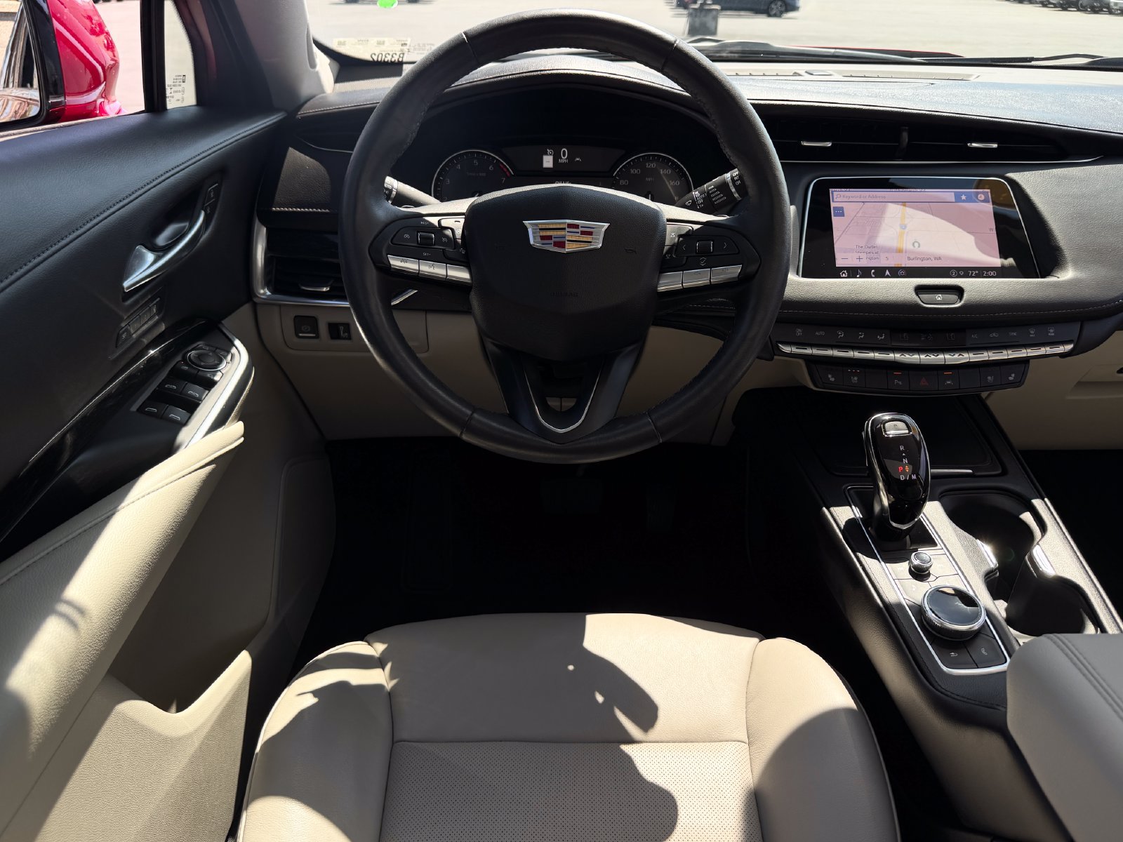 Used 2023 Cadillac XT4 Premium Luxury AWD/4WD image 13