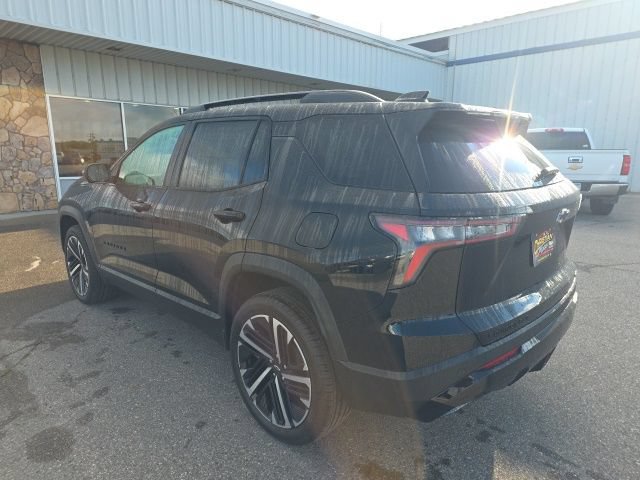 New 2026 Chevrolet Equinox RS w/ Convenience Package III AWD/4WD image 3
