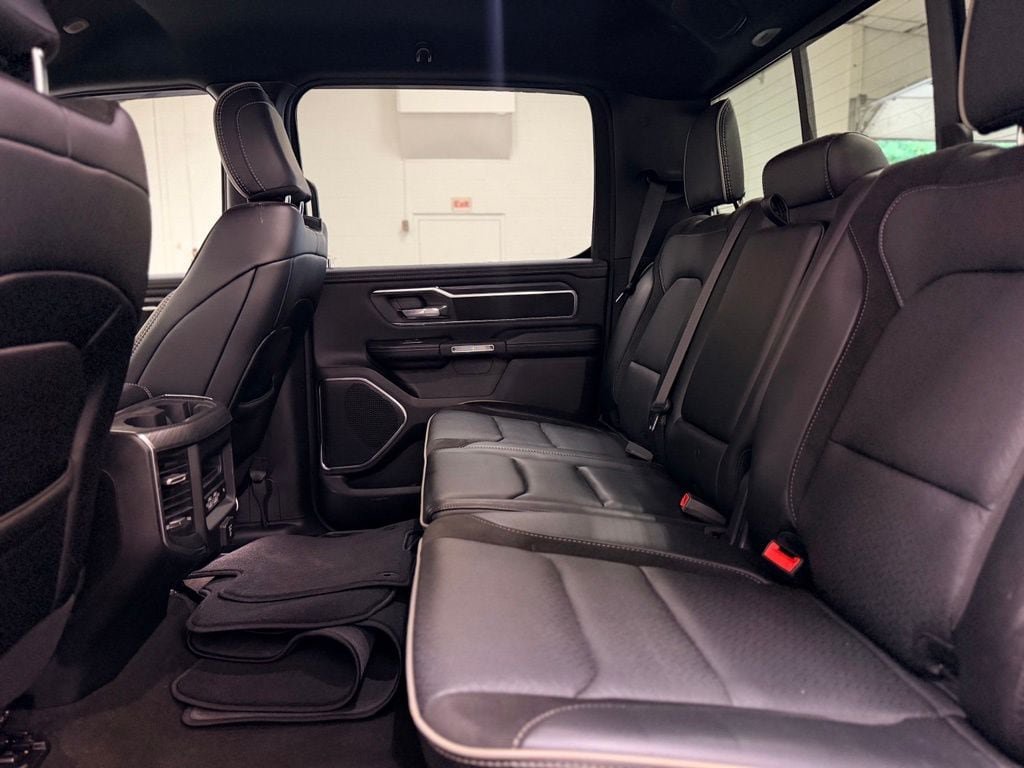 Used 2024 RAM 1500 Laramie AWD/4WD image 21