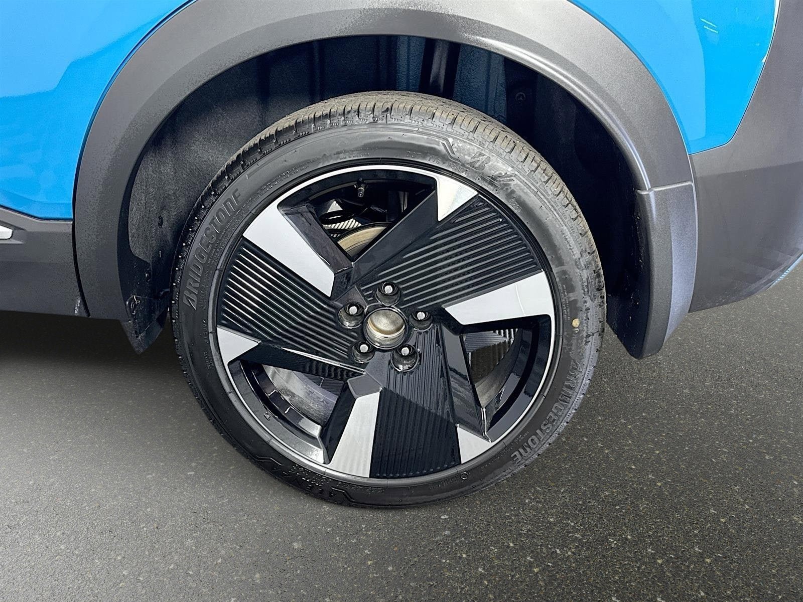 Certified 2026 Nissan Kicks SR w/ SR Premium Package FWD image 29