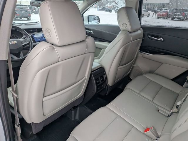 Used 2022 Cadillac XT4 Premium Luxury w/ Cold Weather Package image 25